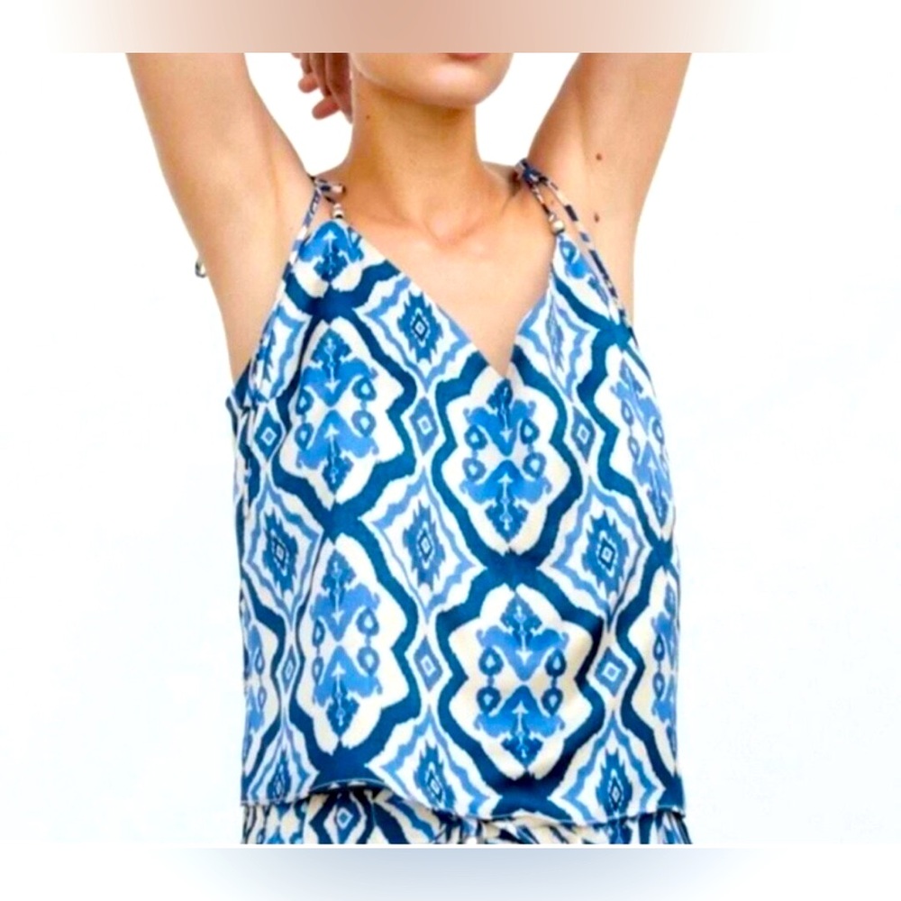Zara “THE LEIA” Camisole (Blue Ikat Print, Size L, Excellent Condition)